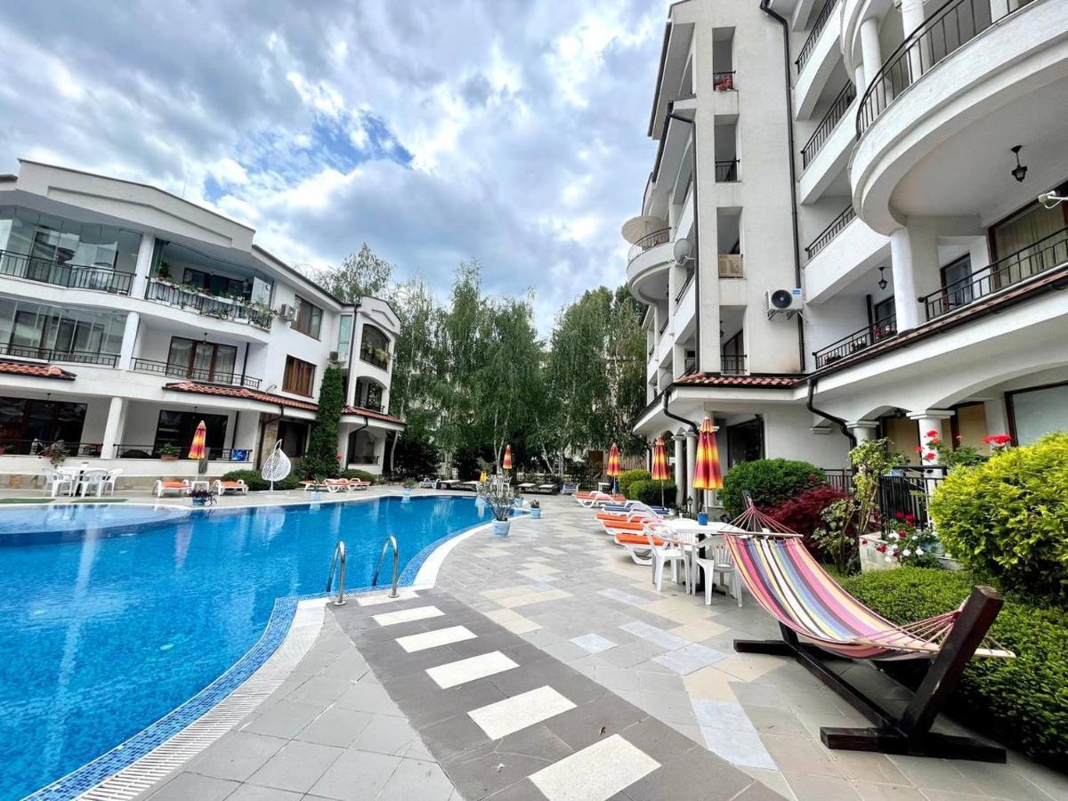 Dkapartments Chateau Valon サニービーチ エクステリア 写真