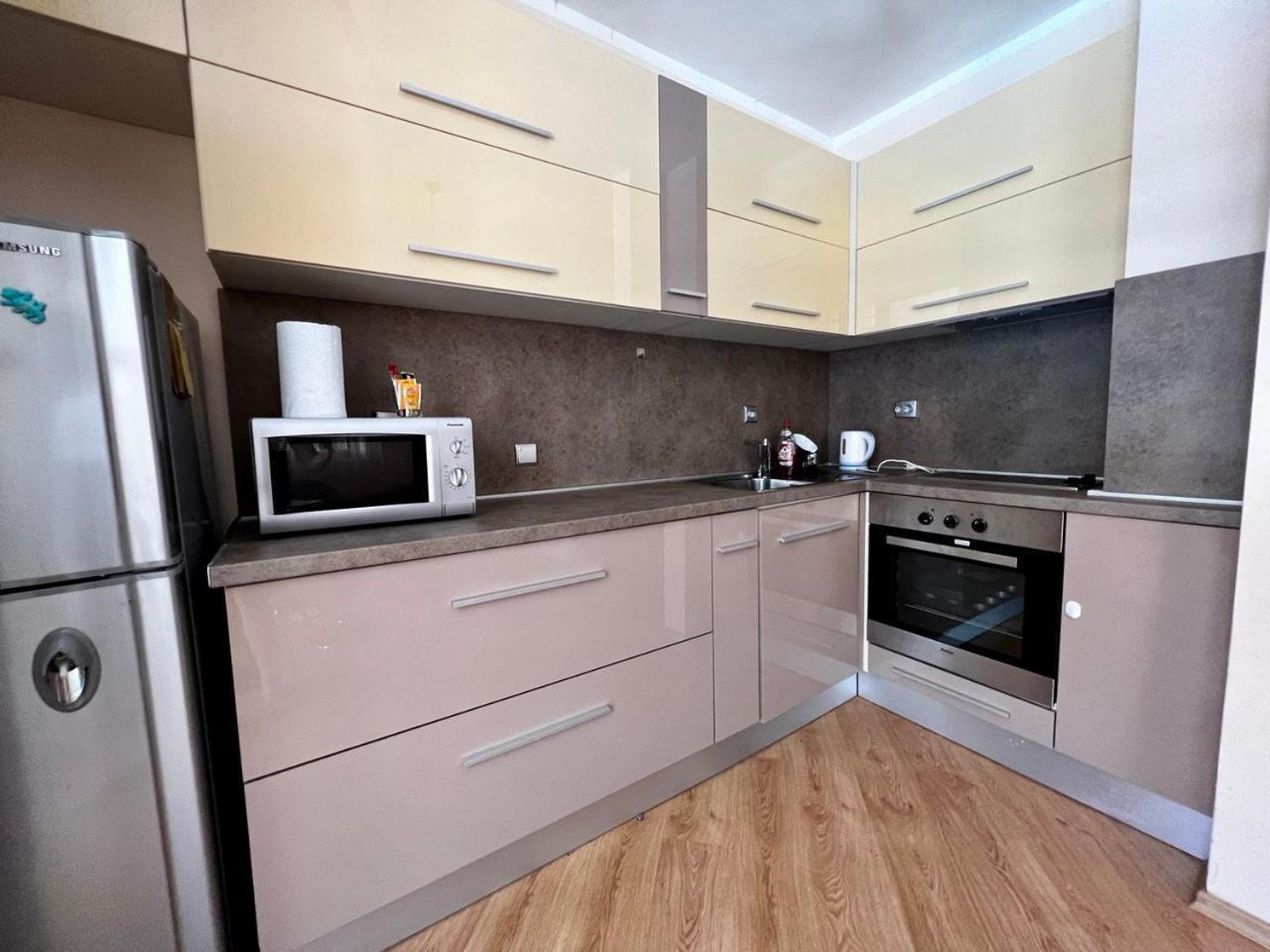 Dkapartments Chateau Valon サニービーチ エクステリア 写真