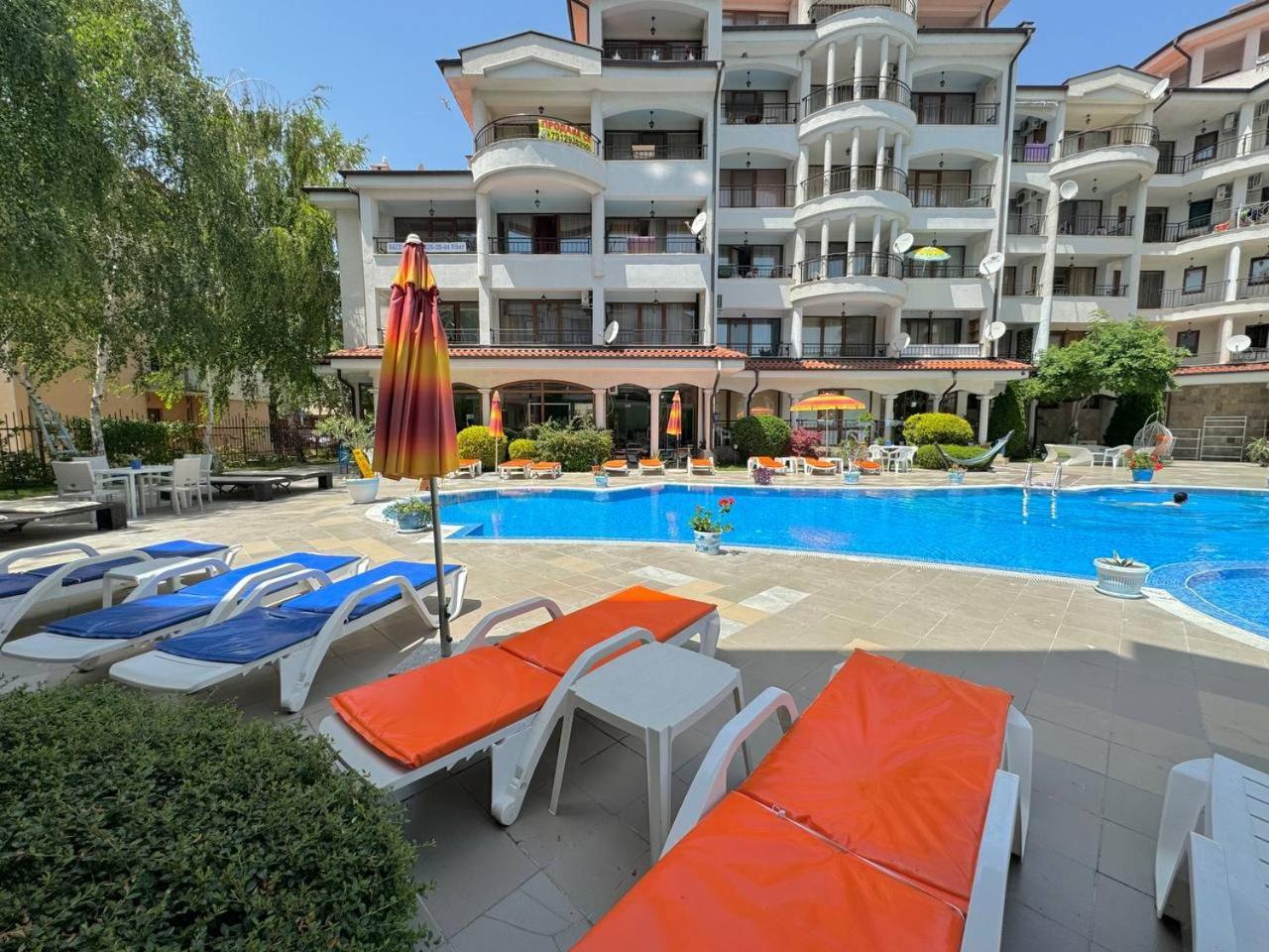 Dkapartments Chateau Valon サニービーチ エクステリア 写真