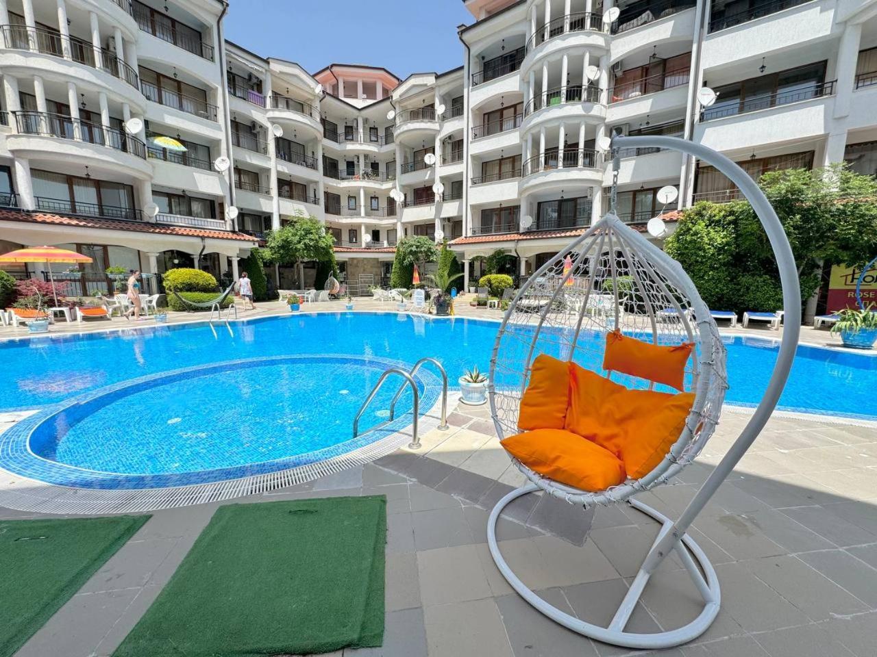 Dkapartments Chateau Valon サニービーチ エクステリア 写真